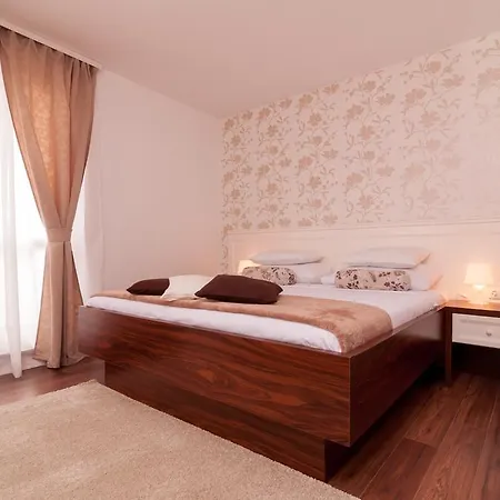 Arsenal 1 Apartment